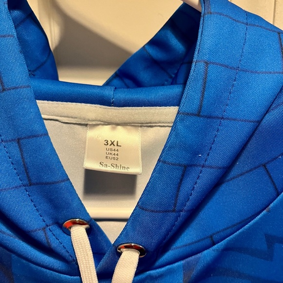 Cat themed sweatshirt with hoodie. Unisex - Picture 3 of 16